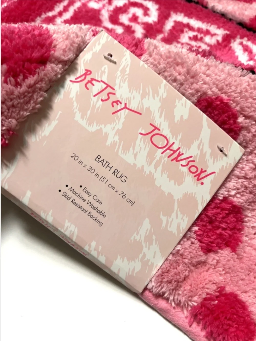 NWT Betsey Johnson Pink Megaphone Bath Rug 20x30 Plush Non-Slip Polyester